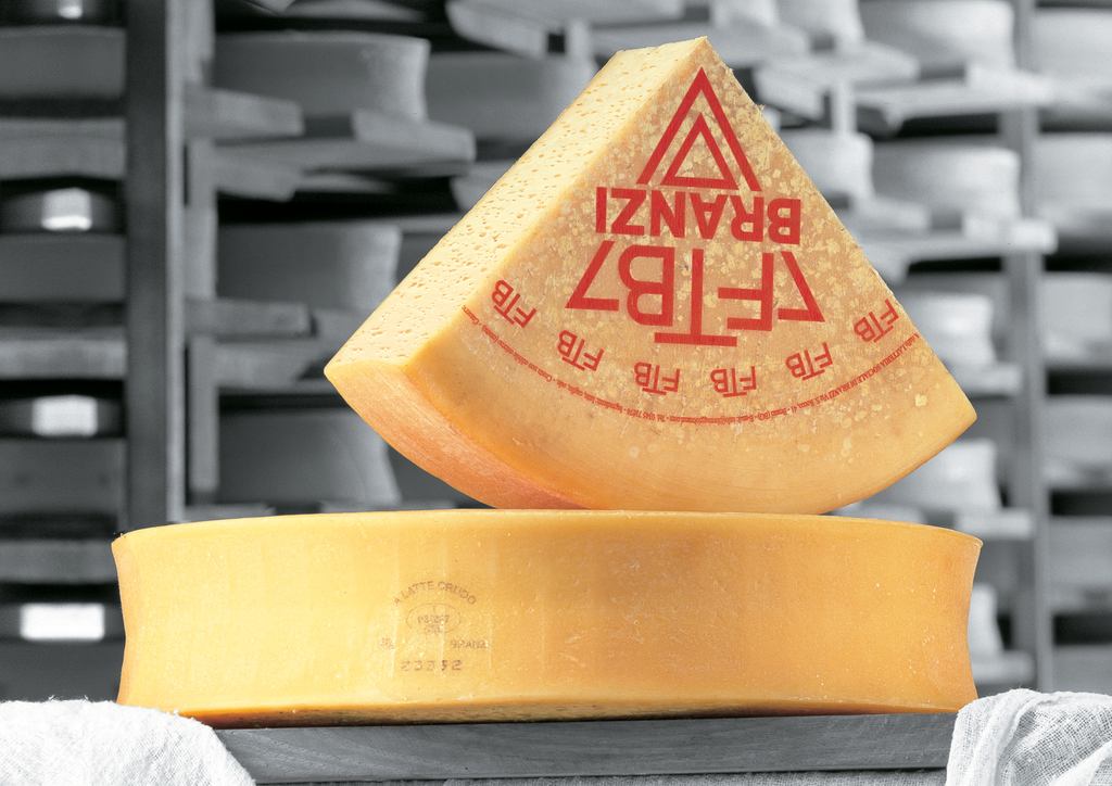 Dolce o Piccante? Formaggio Tipico Branzi